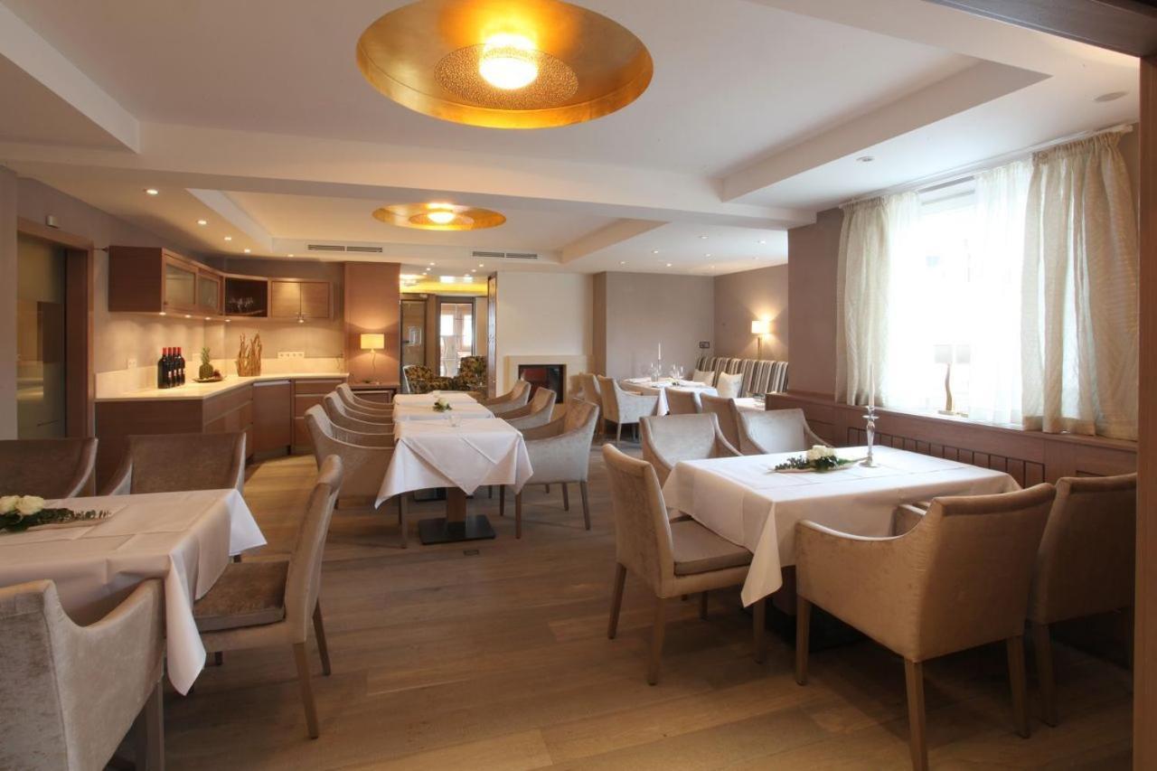 Hotel Kaiserhof Медебах Екстер'єр фото